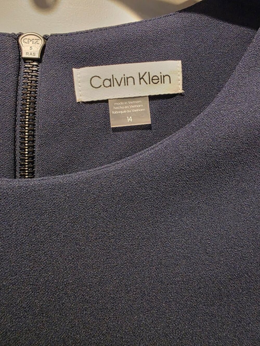 Calvin Klein sheath dress - Picture 3 of 5